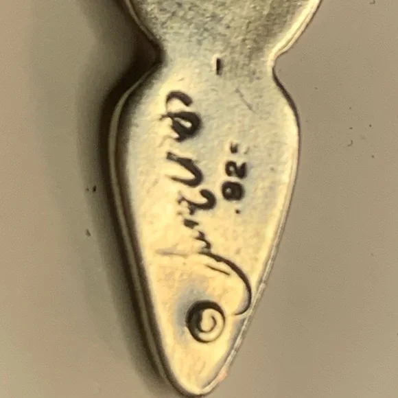 Silver and Amber Pendant Necklace. Stamped. Such a beautiful piece! - Picture 3 of 8